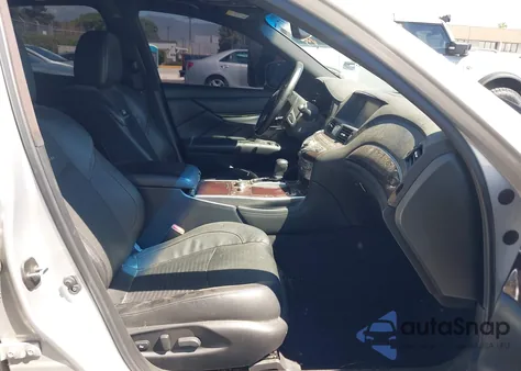 2014 Infiniti Q70 3.7 z USA, uszkodzony, nr VIN JN1BY1AP2EM260115